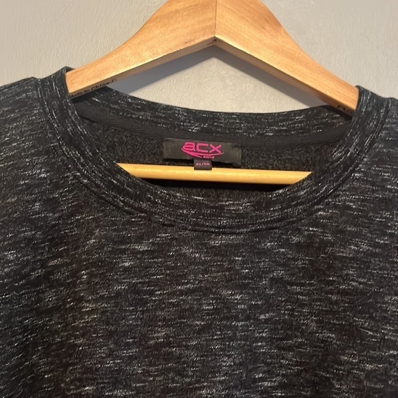 Sweater - Picture 3 of 6